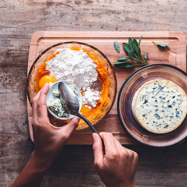 Étape 3 - Recette Gnocchis de courge Butternut à la Fourme d’Ambert et à la sauge