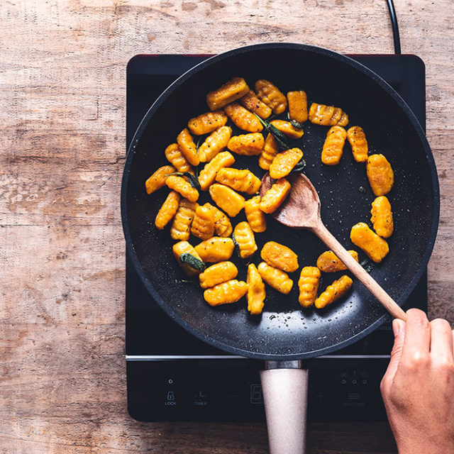 Étape 6 - Recette Gnocchis de courge Butternut à la Fourme d’Ambert et à la sauge