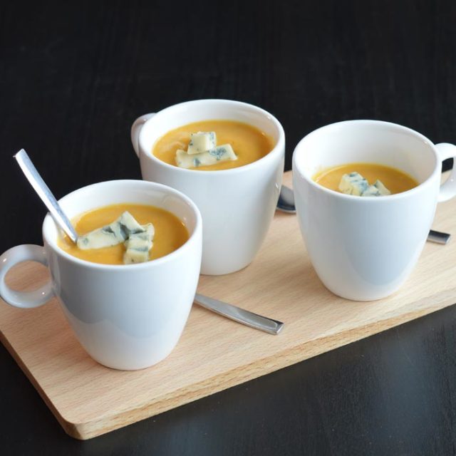 Velouté de butternut et carottes à la Fourme d’Ambert