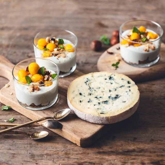 Verrines de mangue et Fourme d’Ambert