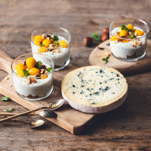 Verrines de mangue et Fourme d’Ambert