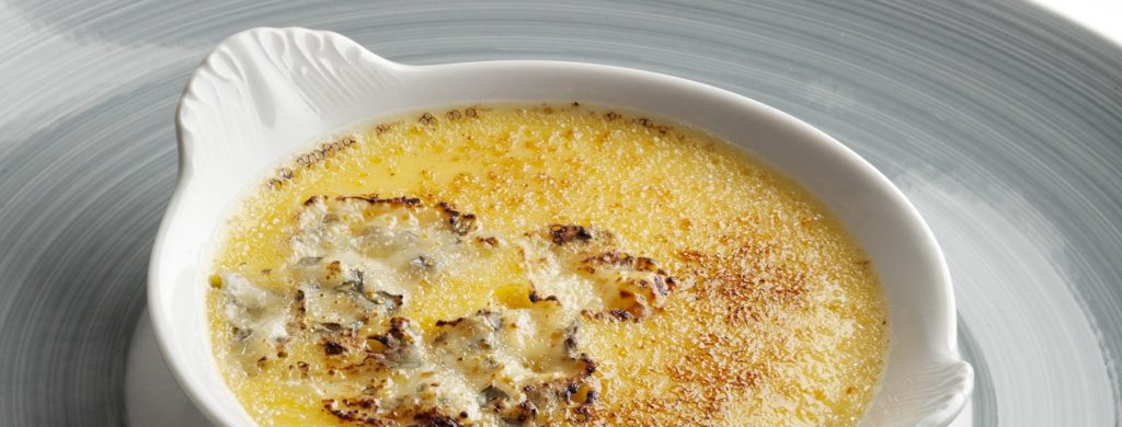 Crème brulée with AOP Fourme d’AMBERT