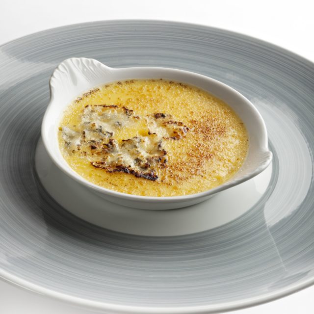 Crème brulée with AOP Fourme d’AMBERT