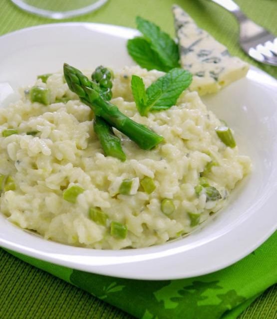 Risotto crémeux aux asperges vertes et Fourme d’Ambert