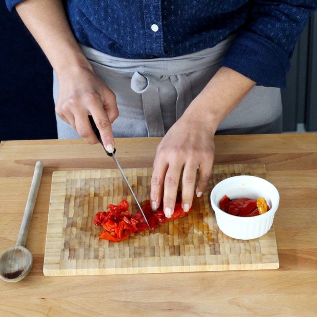 Étape 1 - Recette Baguette farcie à la Fourme d’Ambert et poivrons grillés