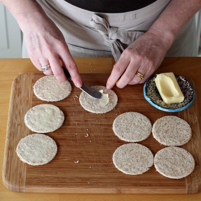 Étape 3 - Recette Mini tartelettes à la Fourme d’Ambert