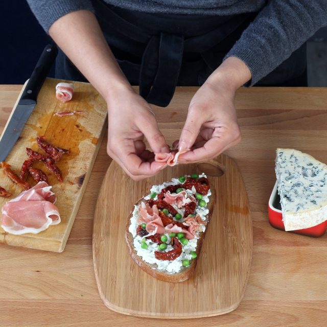 Étape 7 - Recette Bruschetta à la Fourme d’Ambert