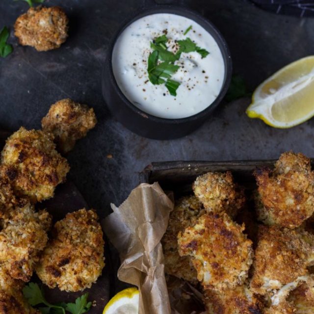 Blumenkohl-Nuggets mit Fourme d’Ambert Dip