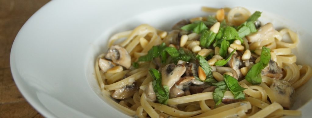 Pasta mit Fourme d’Ambert und Champignons