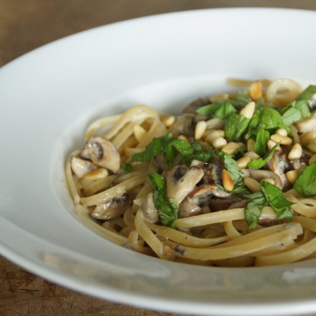 Pasta mit Fourme d’Ambert und Champignons