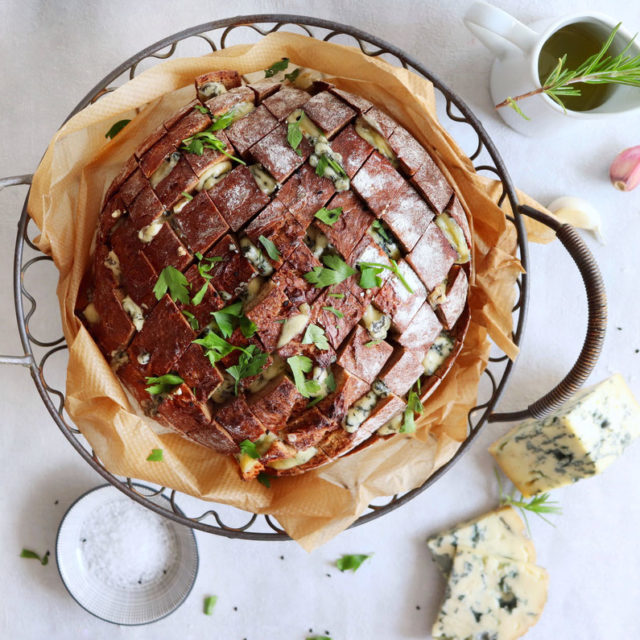 Käse – Zupfbrot ohne Kneten