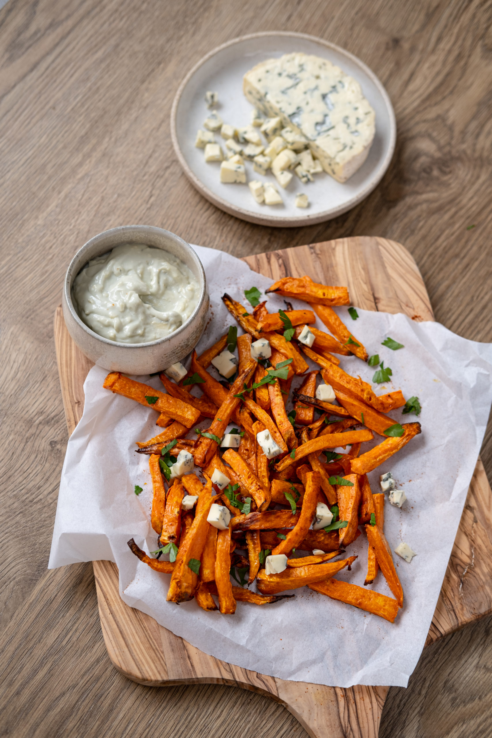 Mayonnaise with AOP Fourme d’AMBERT and sweet potatoes fries - Fromage AOP Fourme d'Ambert