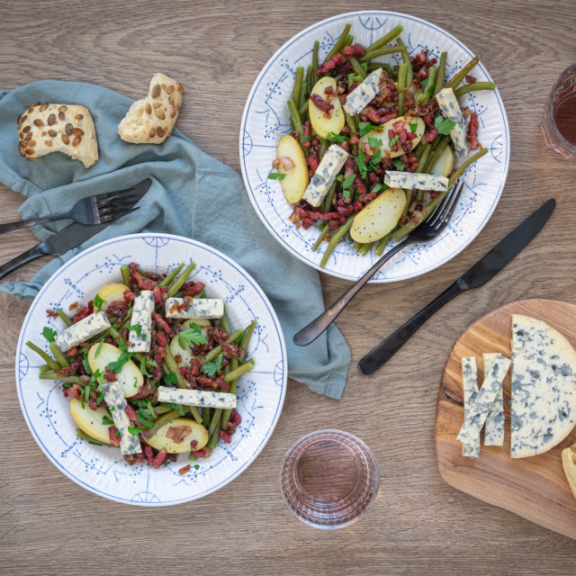 Luikse salade met AOP Fourme d’Ambert