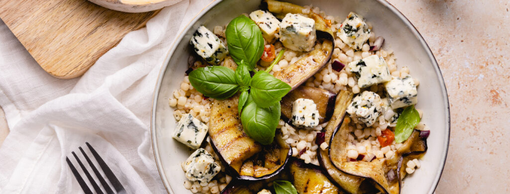 Salade de couscous perlé à la Fourme d’Ambert