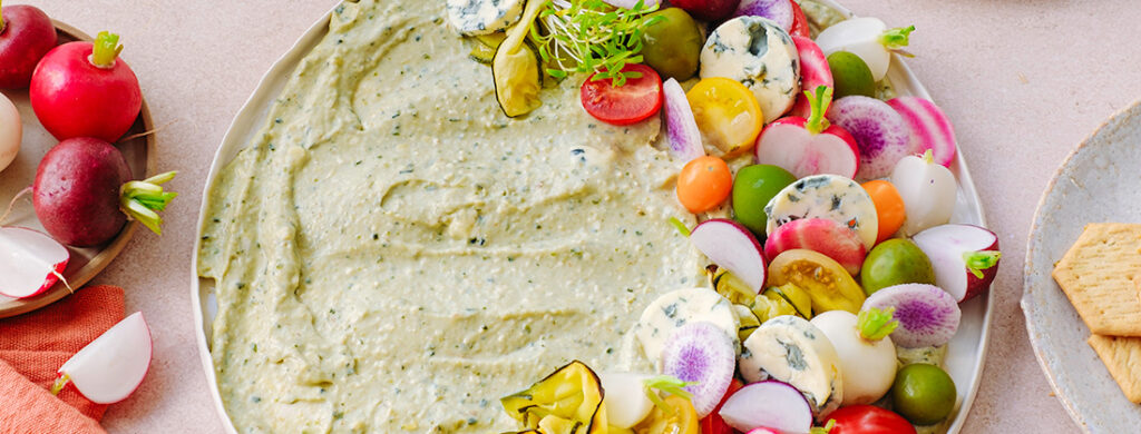 Dips crémeux de Fourme d’Ambert et courgettes grillées